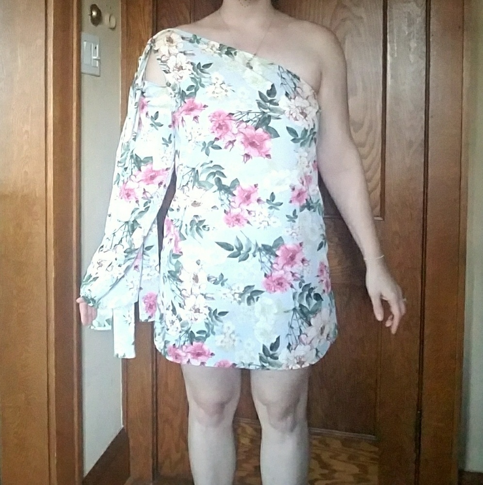 NWT Rokoko Cold-Shoulder Floral Dress